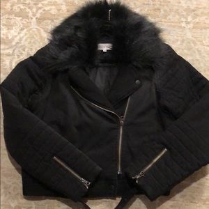 Bella Dahl - MOTO JACKET WITH FUR COLLAR